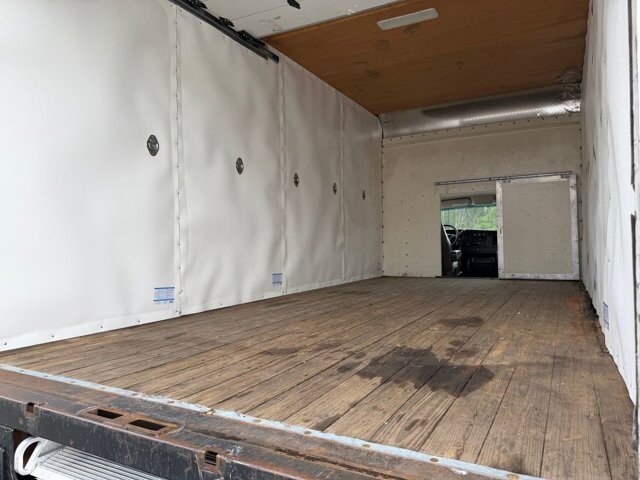 2017 Chevrolet Express 3500 in Knoxville, TN 37920 - 18127103 10