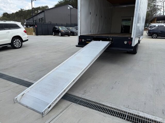 2017 Chevrolet Express 3500 in Knoxville, TN 37920 - 18127103 11