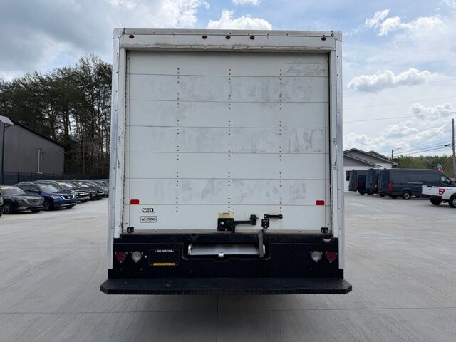 2017 Chevrolet Express 3500 in Knoxville, TN 37920 - 18127103 3