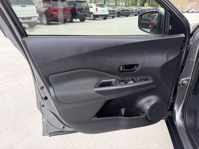 2020 Nissan Kicks in Knoxville, TN 37920 - 18127104 7