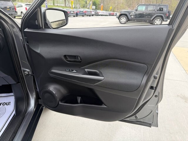 2020 Nissan Kicks in Knoxville, TN 37920 - 18127104 11