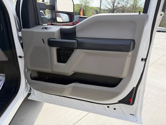 2021 Ford F350 in Knoxville, TN 37920 - 18127105 18