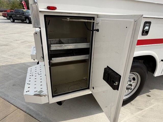 2021 Ford F350 in Knoxville, TN 37920 - 18127105 13