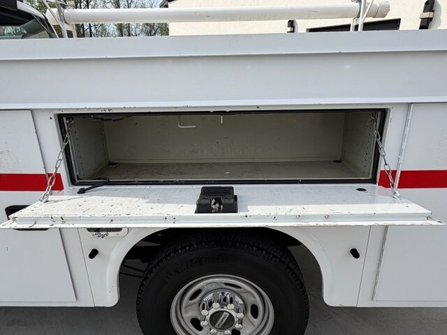 2021 Ford F350 in Knoxville, TN 37920 - 18127105 12