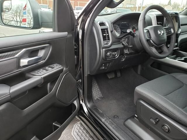 2026 RAM 1500 in Bedford, OH 44146 - 18127108 6