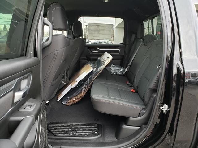 2026 RAM 1500 in Bedford, OH 44146 - 18127108 7