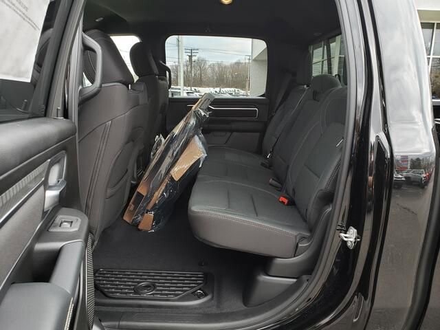 2026 RAM 1500 in Bedford, OH 44146 - 18127111 7