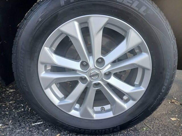 2015 Nissan Rogue in Knoxville, TN 37912 - 18127119 5