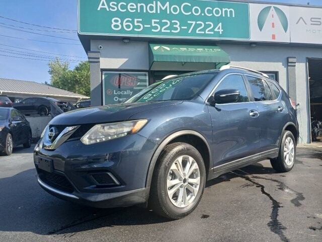 2015 Nissan Rogue in Knoxville, TN 37912 - 18127119