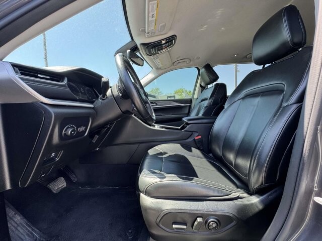 2021 Jeep Grand Cherokee L in Winchester, VA 22602 - 18127122 16