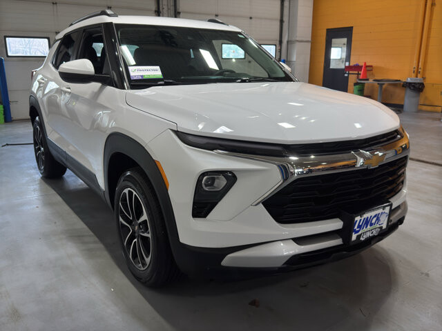 2025 Chevrolet TrailBlazer in Burlington, WI 53105 - 18127129 7