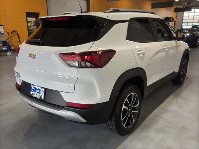 2025 Chevrolet TrailBlazer in Burlington, WI 53105 - 18127129 5