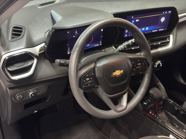 2025 Chevrolet TrailBlazer in Burlington, WI 53105 - 18127129 16