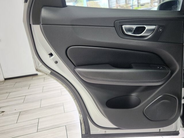 2020 Volvo XC60 in Cinnaminson, NJ 08077 - 18127135 12