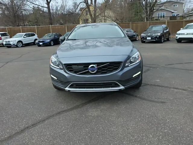 2018 Volvo V60 in Wadena, MN 56482 - 18127142