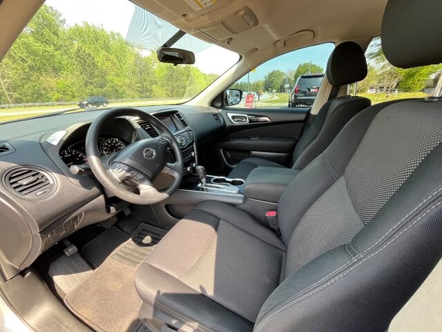 2017 Nissan Pathfinder in Flowery Branch, GA 30542 - 18127146 8