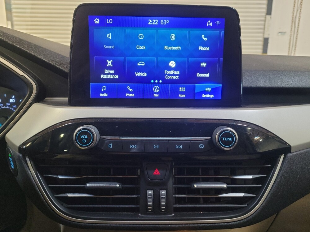 2020 Ford Escape in Downey, CA 90241 - 18127156 25