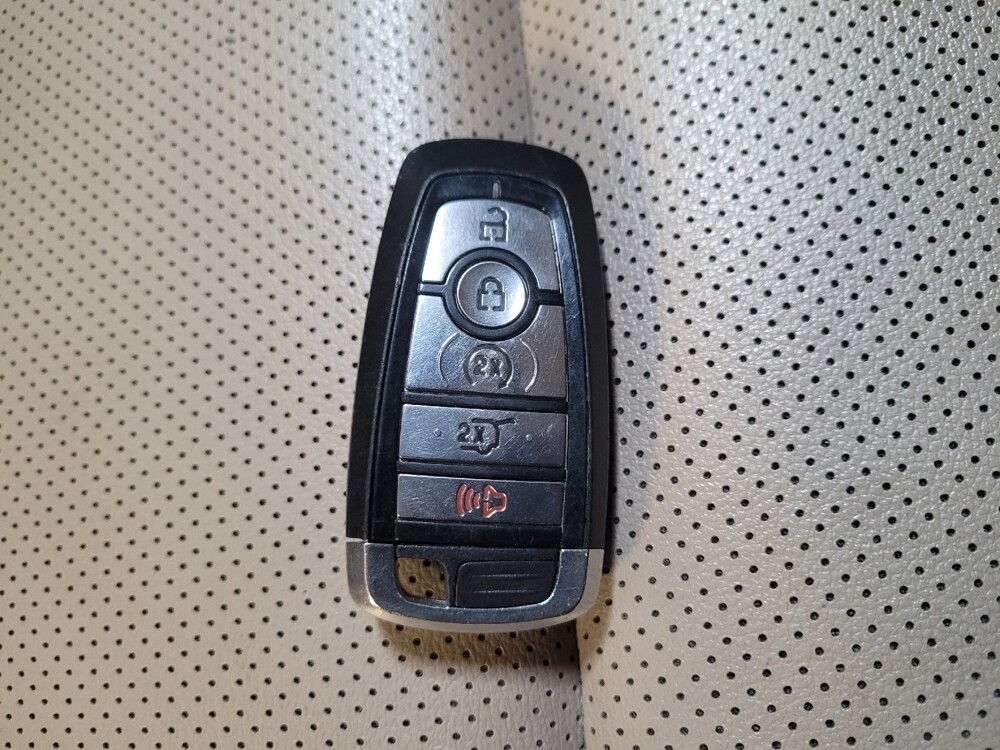 2020 Ford Escape in Downey, CA 90241 - 18127156 32