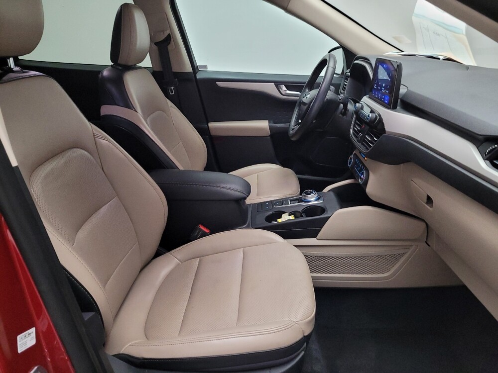 2020 Ford Escape in Downey, CA 90241 - 18127156 21