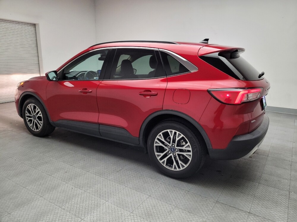 2020 Ford Escape in Downey, CA 90241 - 18127156 3