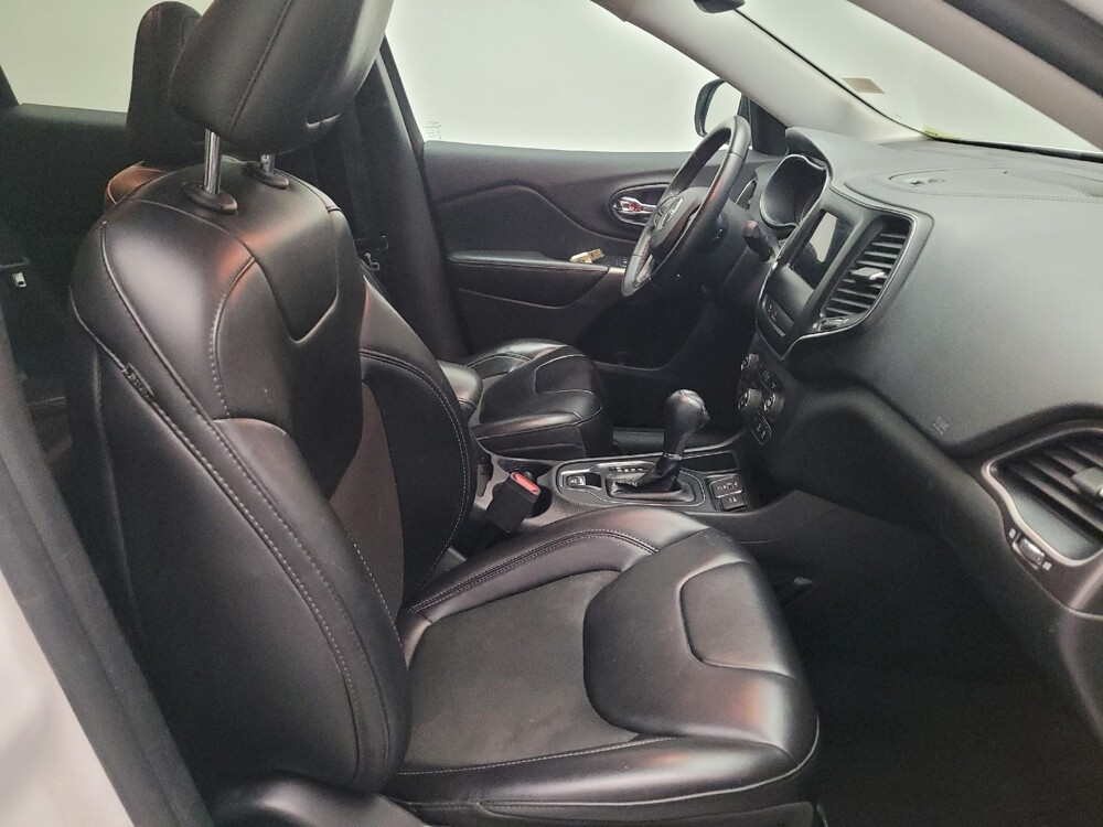 2019 Jeep Cherokee in Torrance, CA 90504 - 18127162 21