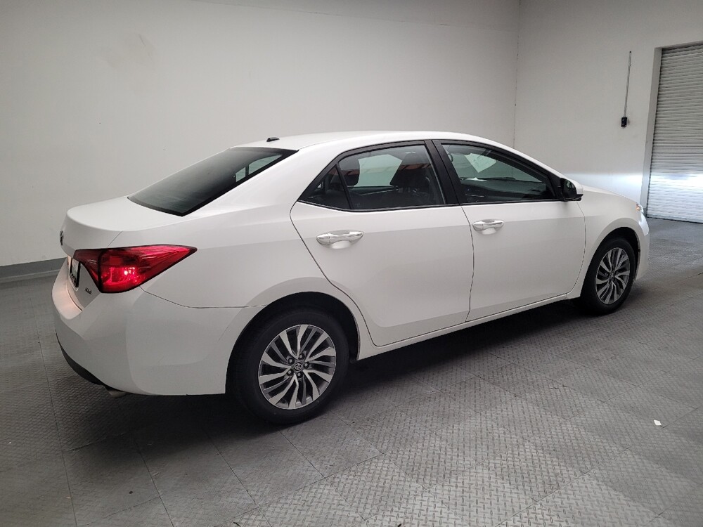 2019 Toyota Corolla in Downey, CA 90241 - 18127165 10