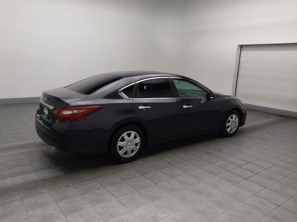 2018 Nissan Altima in Athens, GA 30606 - 18127167 10