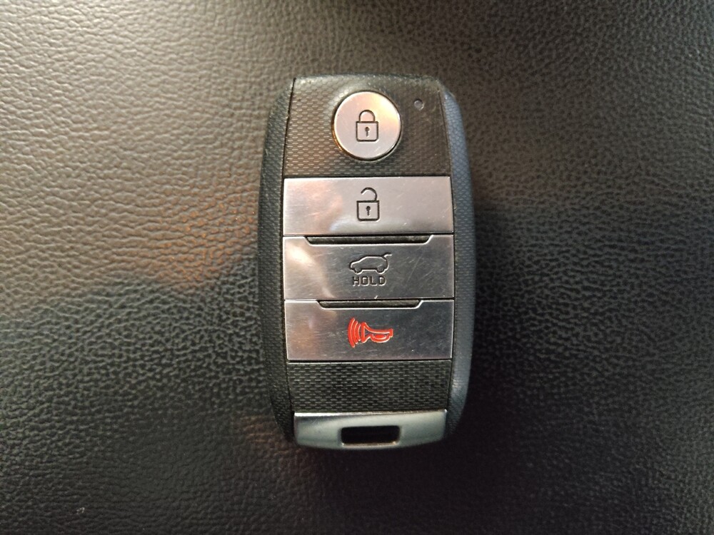 2019 Kia Sorento in Columbus, GA 31909 - 18127174 32