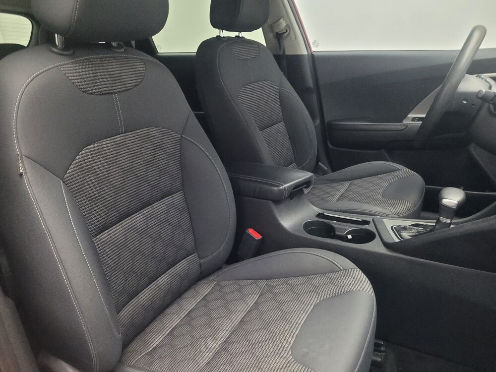 2017 Kia Niro in Union City, GA 30291 - 18127176 21