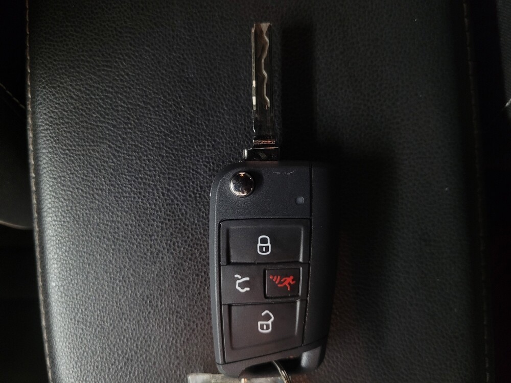 2024 Volkswagen Jetta in Union City, GA 30291 - 18127190 32