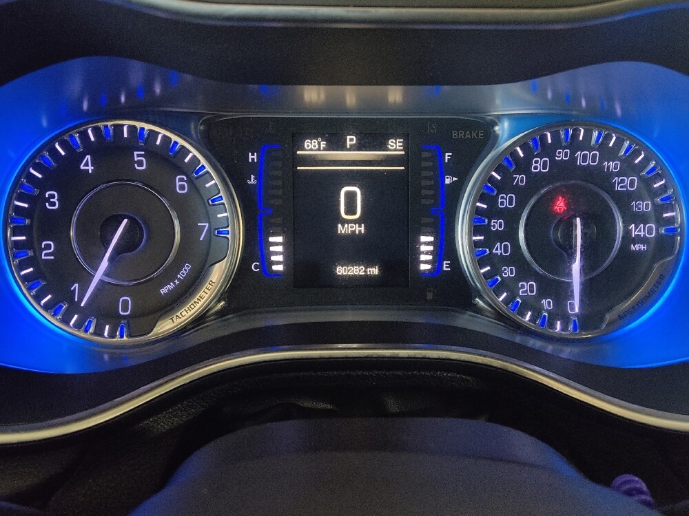 2017 Chrysler 200 in Stone Mountain, GA 30083 - 18127191 23