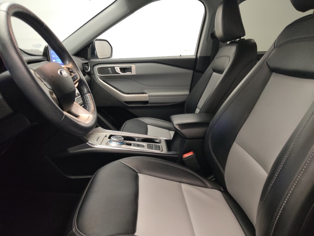 2022 Ford Explorer in Lubbock, TX 79424 - 18127199 17