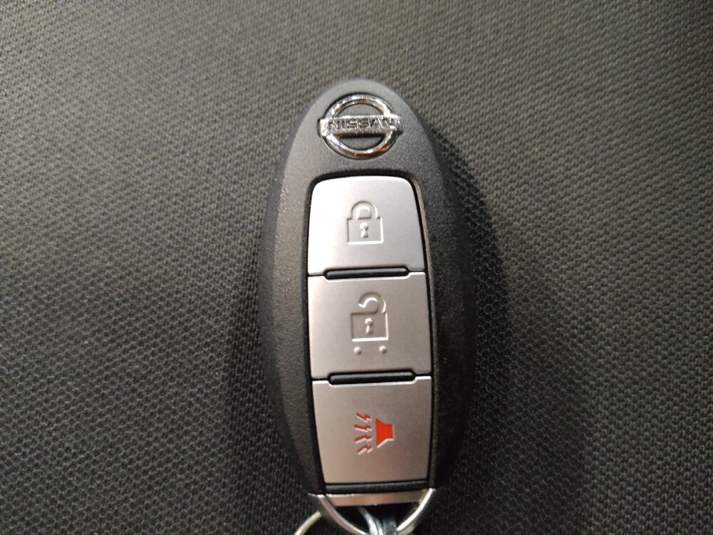 2022 Nissan Titan in Arlington, TX 76011 - 18127204 32