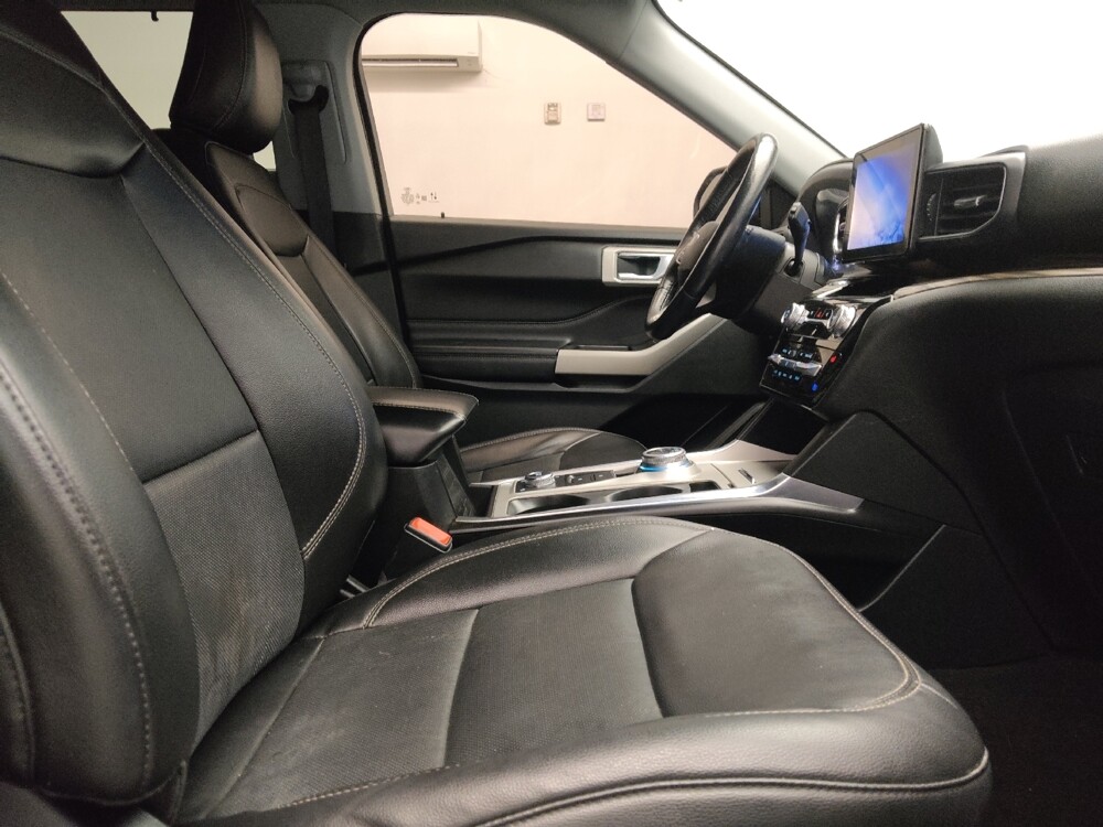 2022 Ford Explorer in Lewisville, TX 75067 - 18127205 21