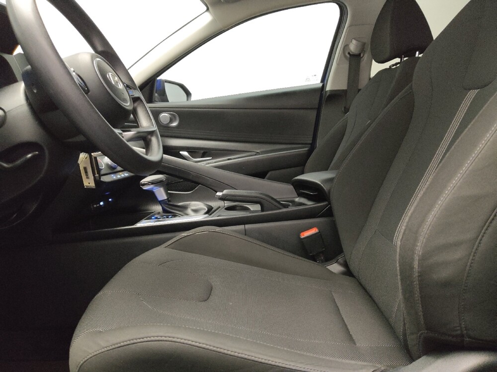 2025 Hyundai Elantra in Lewisville, TX 75067 - 18127212 17
