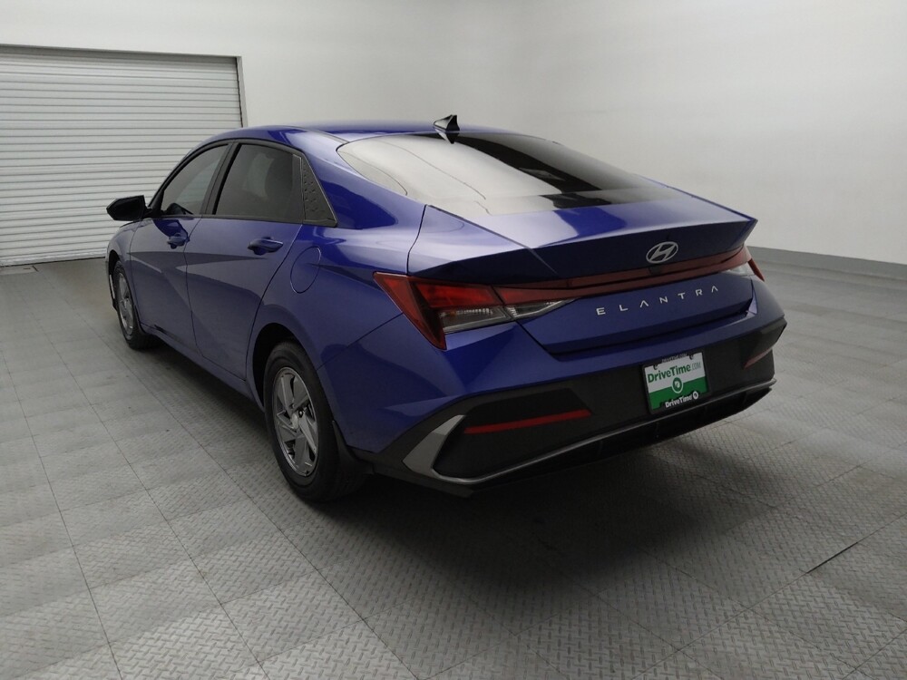 2025 Hyundai Elantra in Lewisville, TX 75067 - 18127212 5