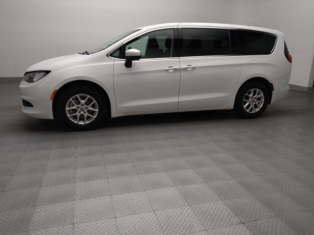 2022 Chrysler Voyager in Arlington, TX 76011 - 18127220 2