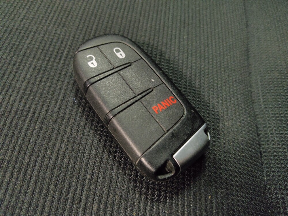 2016 Jeep Grand Cherokee in Tucson, AZ 85705 - 18127222 32