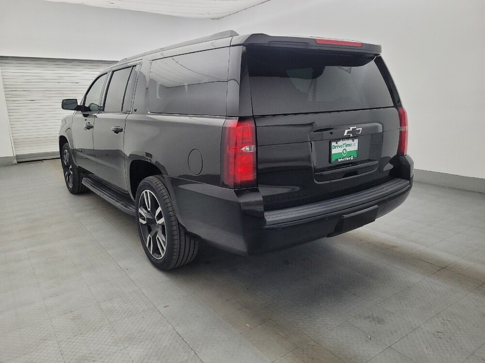 2018 Chevrolet Suburban in Fort Myers, FL 33907 - 18127224 5