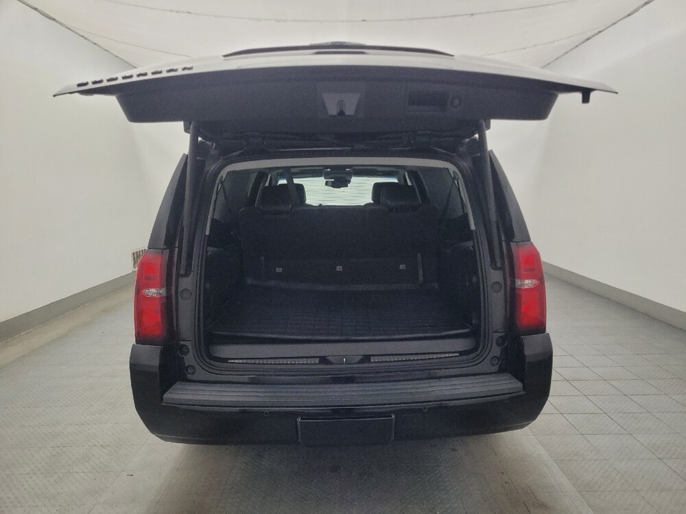 2018 Chevrolet Suburban in Fort Myers, FL 33907 - 18127224 29