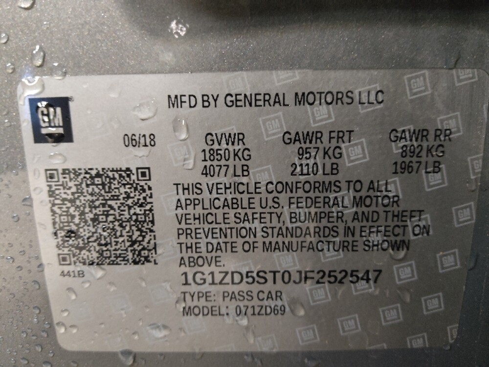 2018 Chevrolet Malibu in Conway, SC 29526 - 18127225 33