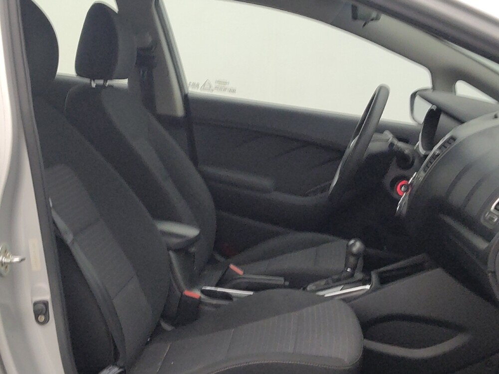 2017 Kia Forte in Fort Myers, FL 33907 - 18127227 21