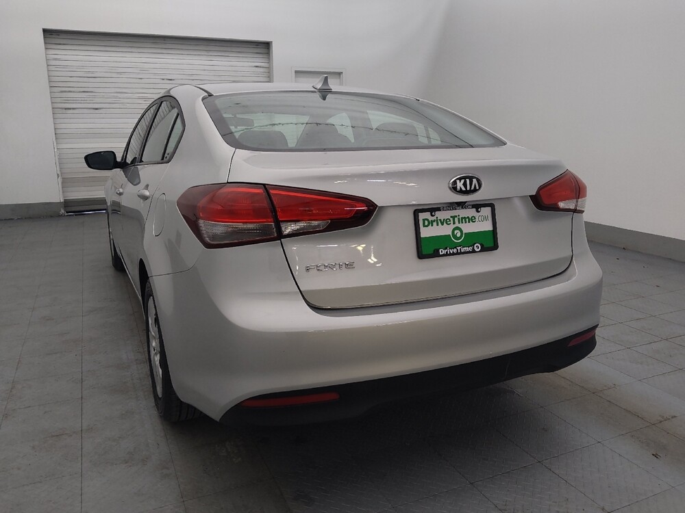 2017 Kia Forte in Fort Myers, FL 33907 - 18127227 6