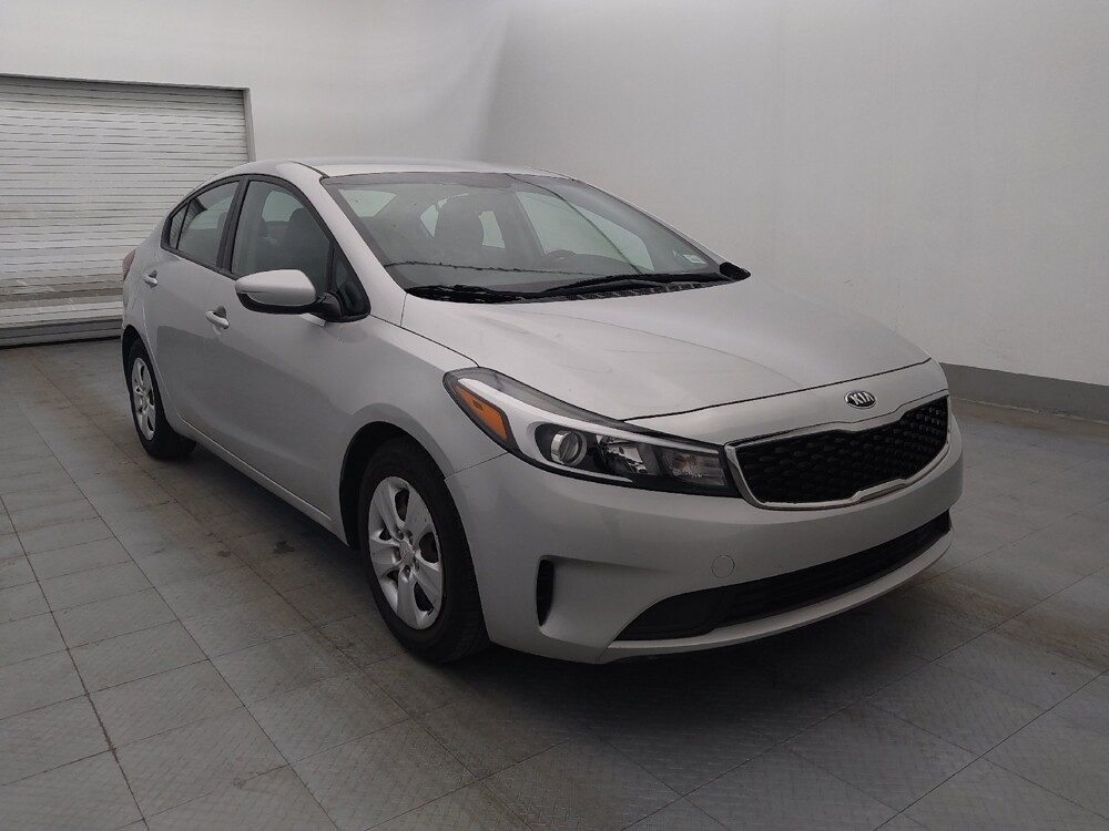 2017 Kia Forte in Fort Myers, FL 33907 - 18127227 13