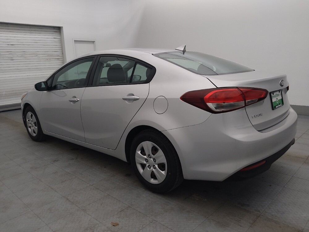 2017 Kia Forte in Fort Myers, FL 33907 - 18127227 3