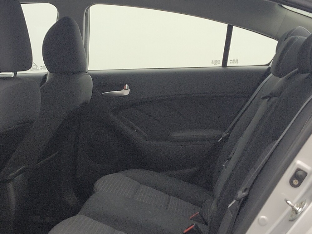 2017 Kia Forte in Fort Myers, FL 33907 - 18127227 18