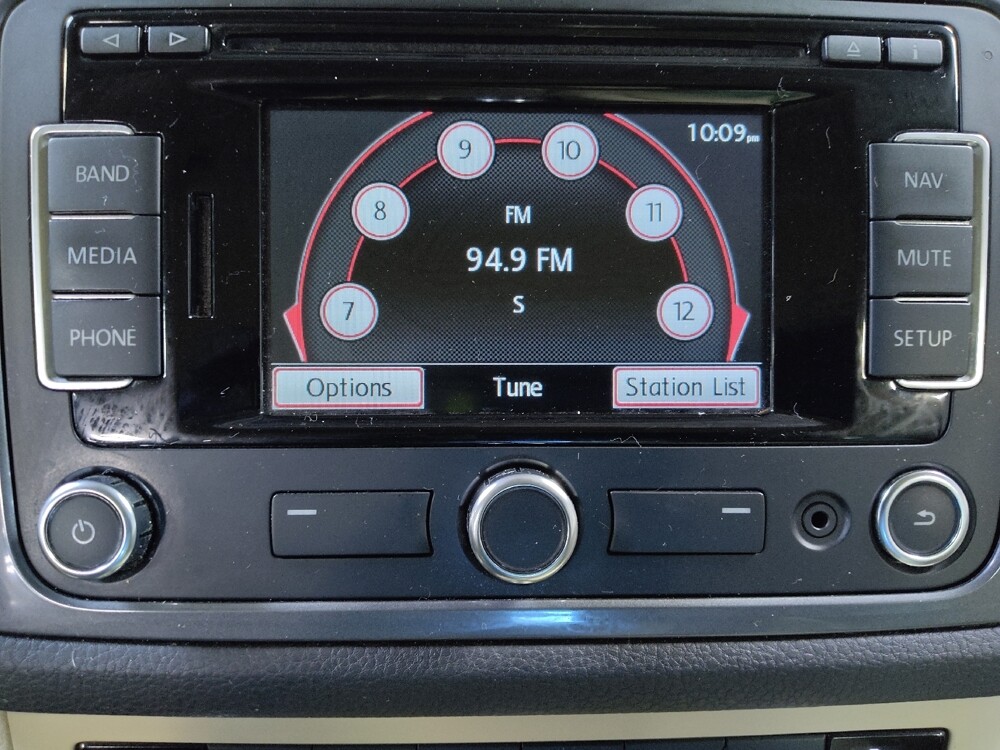 2015 Volkswagen Tiguan in Tallahassee, FL 32304 - 18127228 25