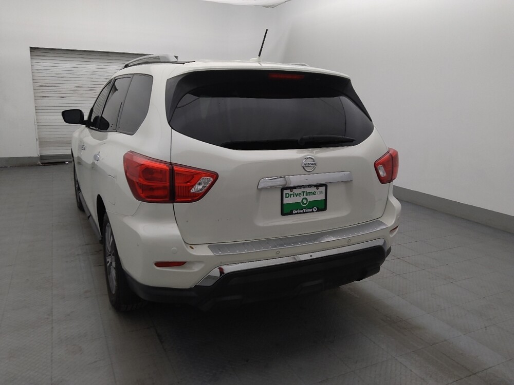 2018 Nissan Pathfinder in Fort Myers, FL 33907 - 18127230 5