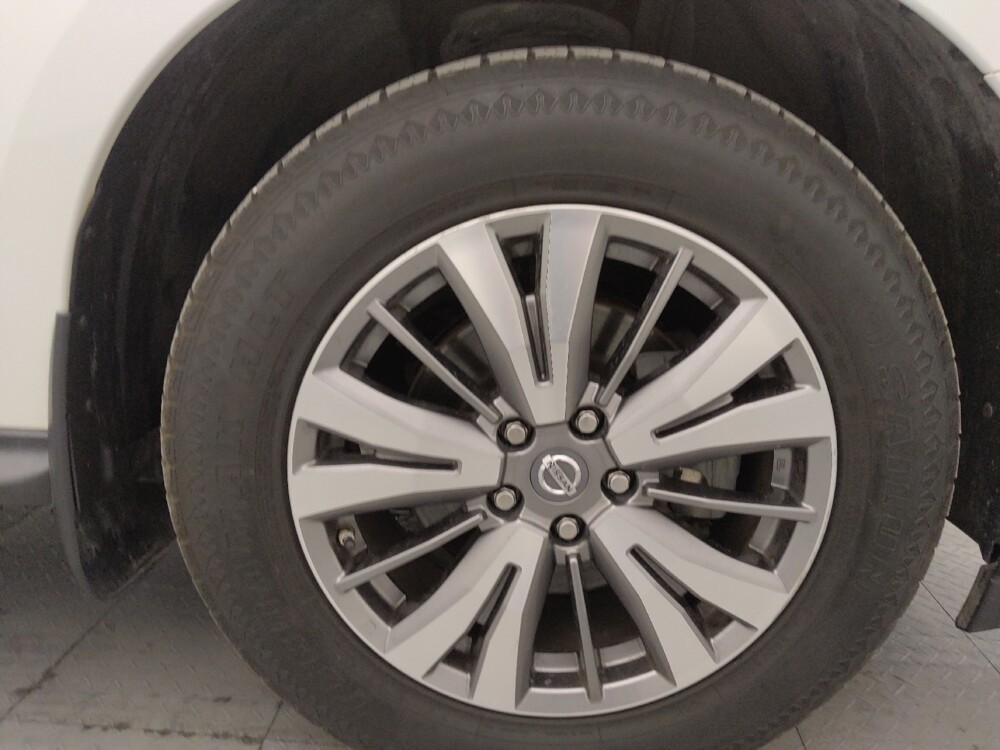 2018 Nissan Pathfinder in Fort Myers, FL 33907 - 18127230 31