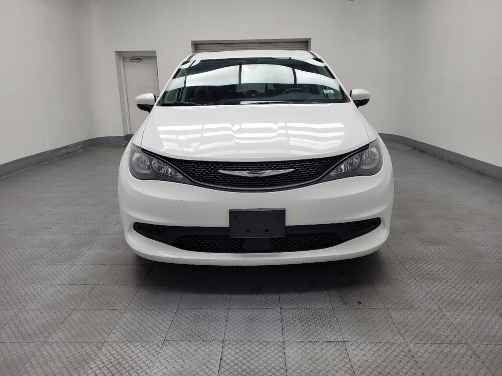 2022 Chrysler Voyager in Las Vegas, NV 89104 - 18127242 15